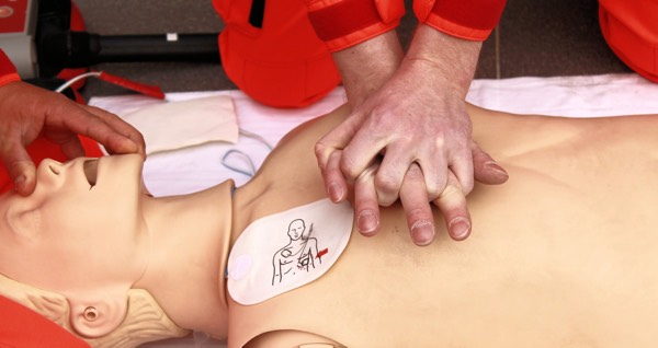 How to perform Cardiopulmonary Resuscitation (CPR)